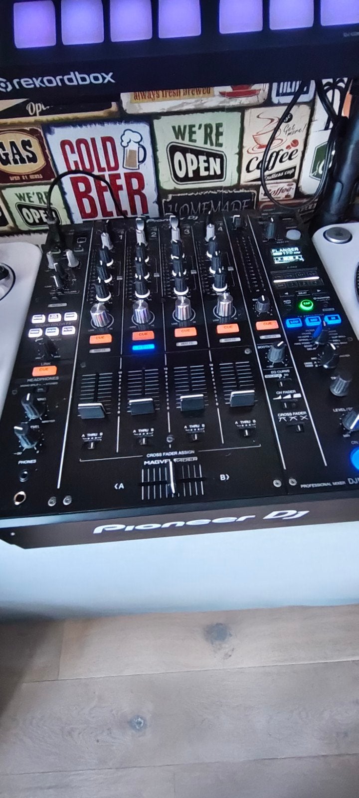 Pioneer DJM-900NXS2 professionele DJ mixer, Muziek en Instrumenten, Dj-sets en Draaitafels, Ophalen, Zo goed als nieuw, Pioneer