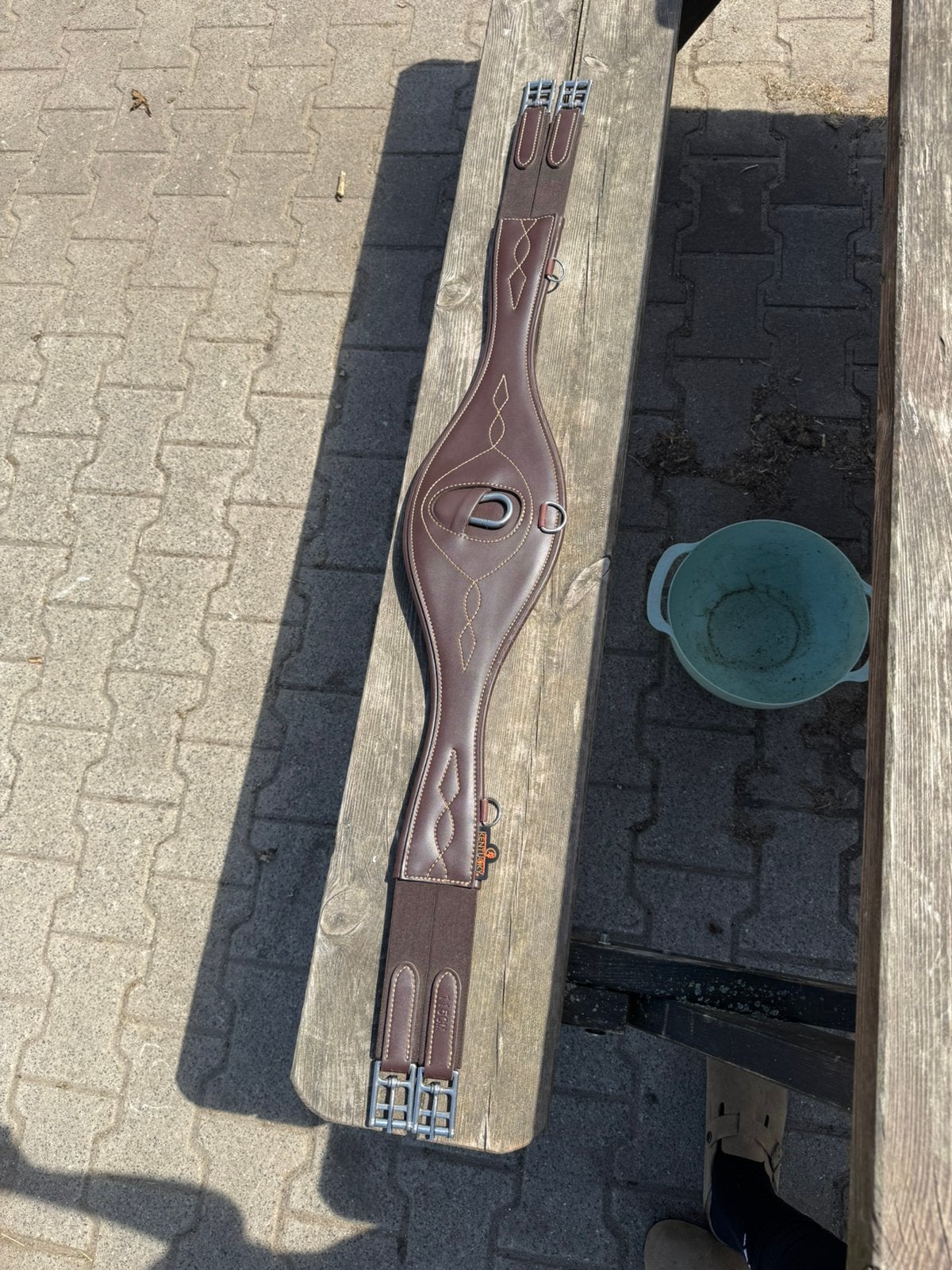 Anatomische Kentucky singel, Dieren en Toebehoren, Springen, Bruin, Ophalen of Verzenden, Zo goed als nieuw