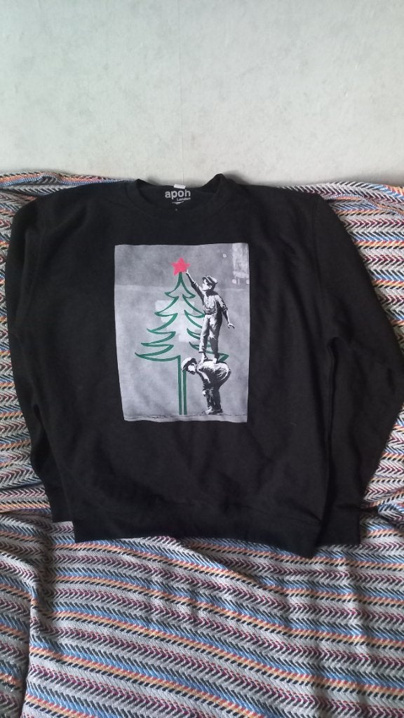 Kersttrui Apoh london "Helping Hand" van Banksy, Ophalen of Verzenden, Nieuw