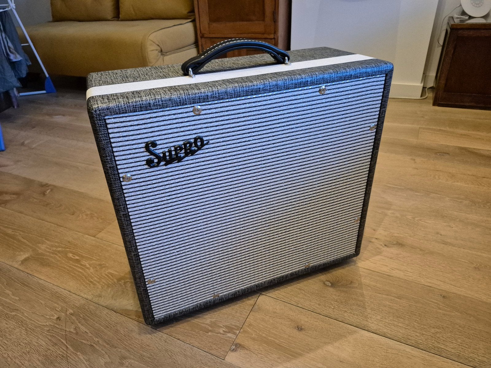 Supro 1790 Black Magick Cab Cabinet 1x12", Muziek en Instrumenten, Ophalen of Verzenden, Zo goed als nieuw