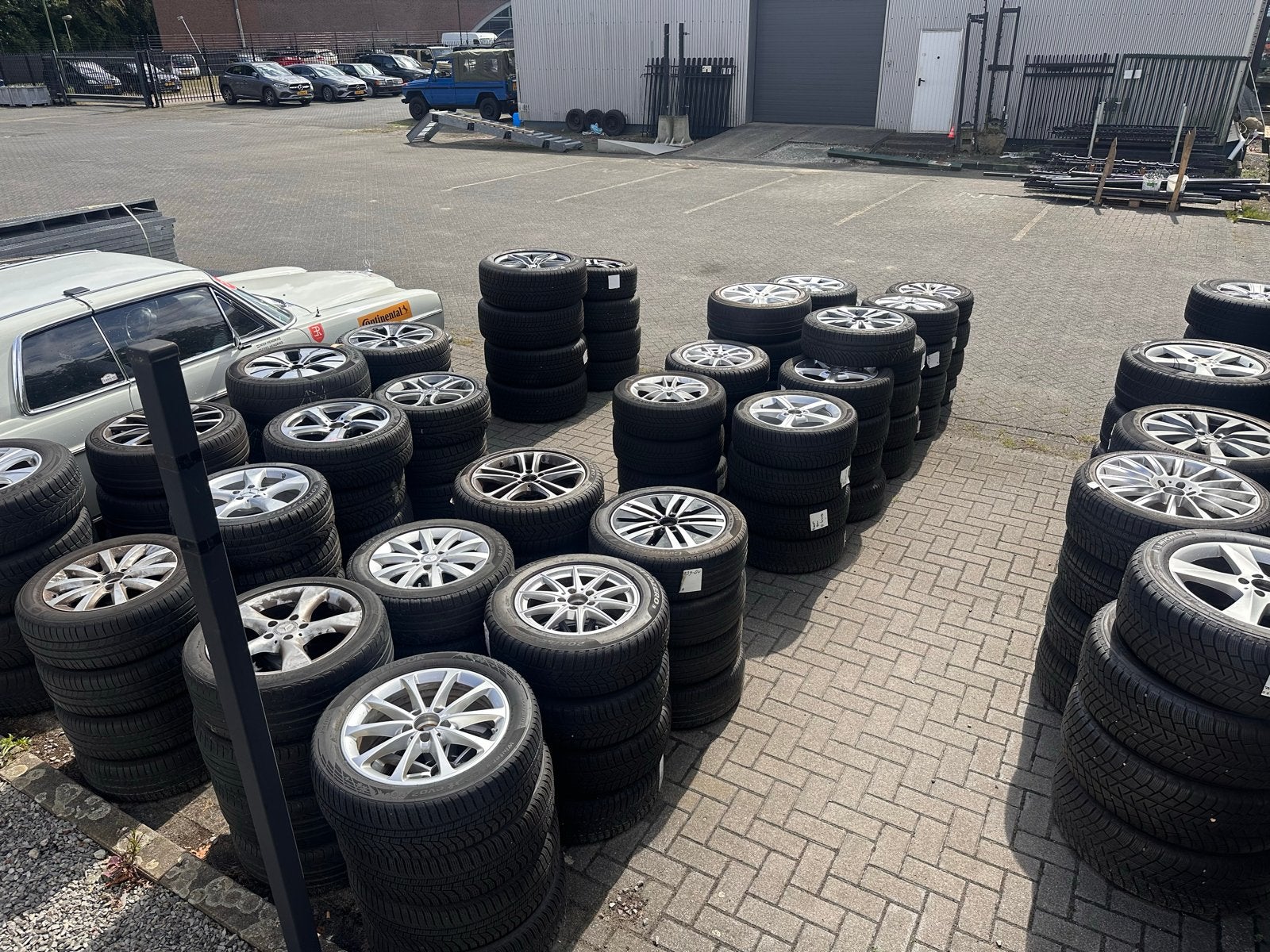 Partij lichtmetalen velgen Mercedes-Benz (33 sets), Auto-onderdelen, Ophalen, Gebruikt, Velg(en), 16 inch