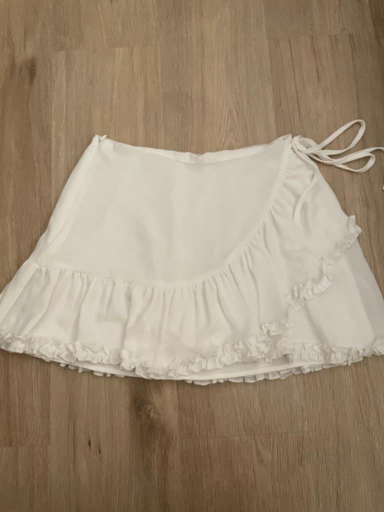 Nieuw leuk rokje, Maat 38/40 (M), Wit, Nieuw, Ophalen of Verzenden