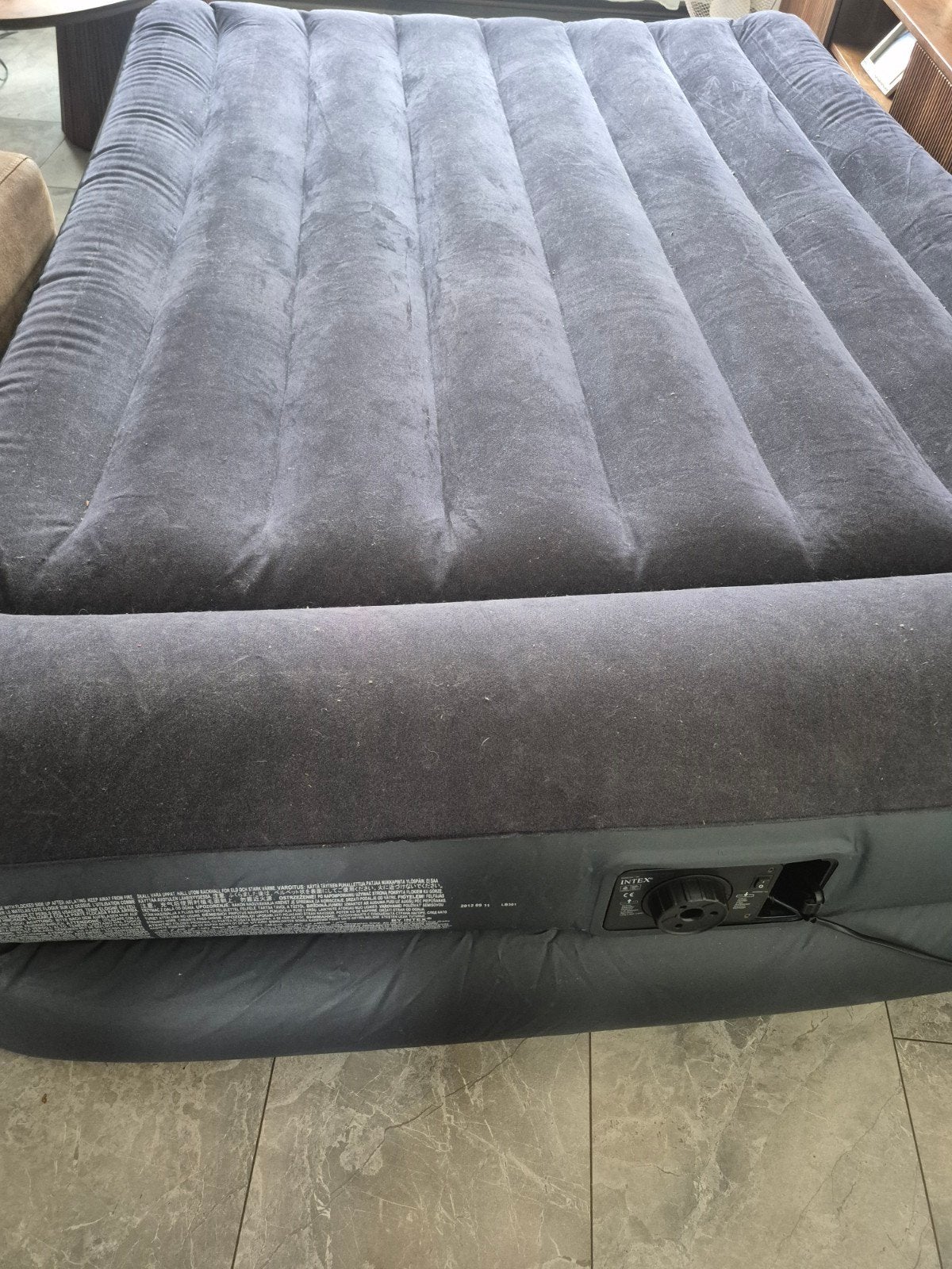 Intex luchtbed, Ophalen