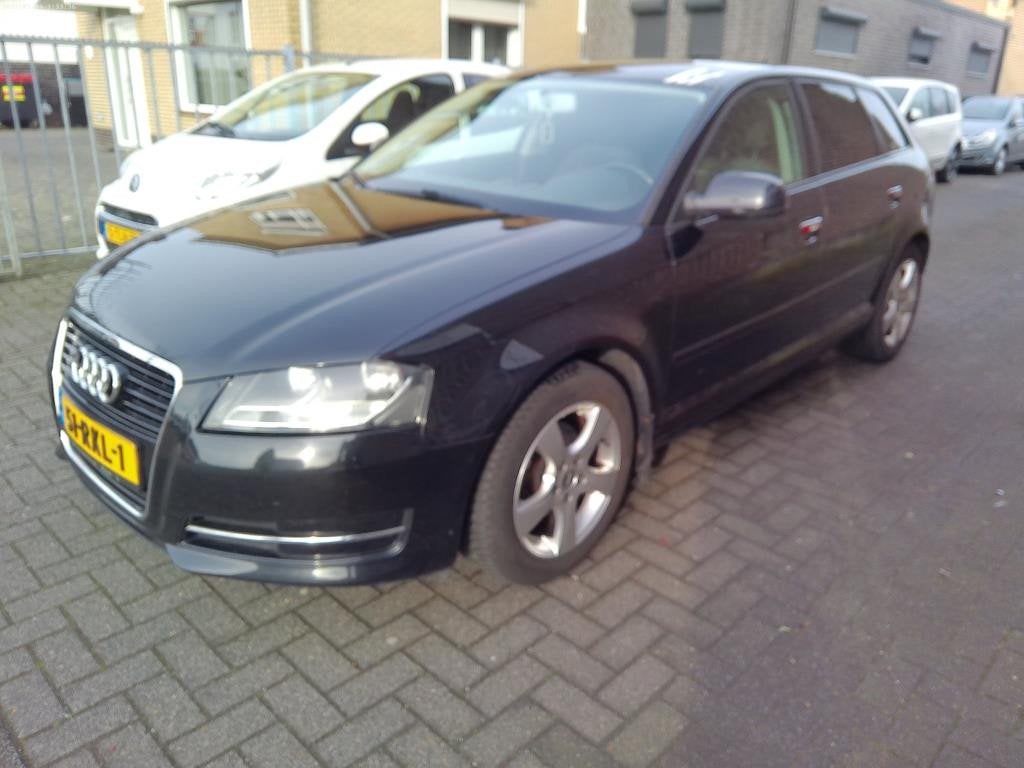 Audi A3 Sportback 1.2 TFSI Attraction Pro Line Business, Auto's, Audi, Voorwielaandrijving, Euro 5, Start-stop-systeem, Gebruikt
