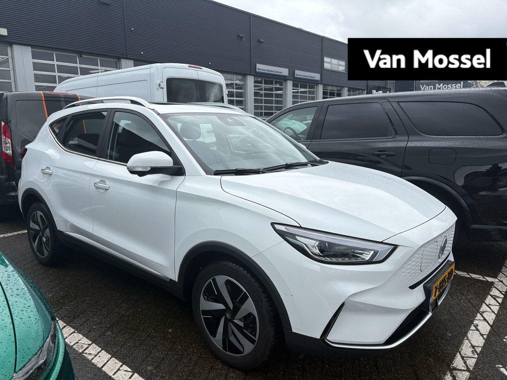 MG ZS EV Long Range Luxury 70 kWh | Panoramadak | Apple Carp