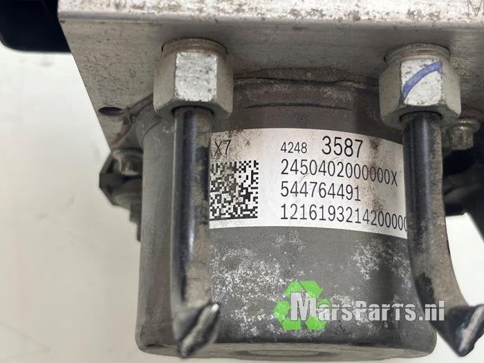 ABS Pomp van een Opel Karl, Gebruikt, -, -, Opel