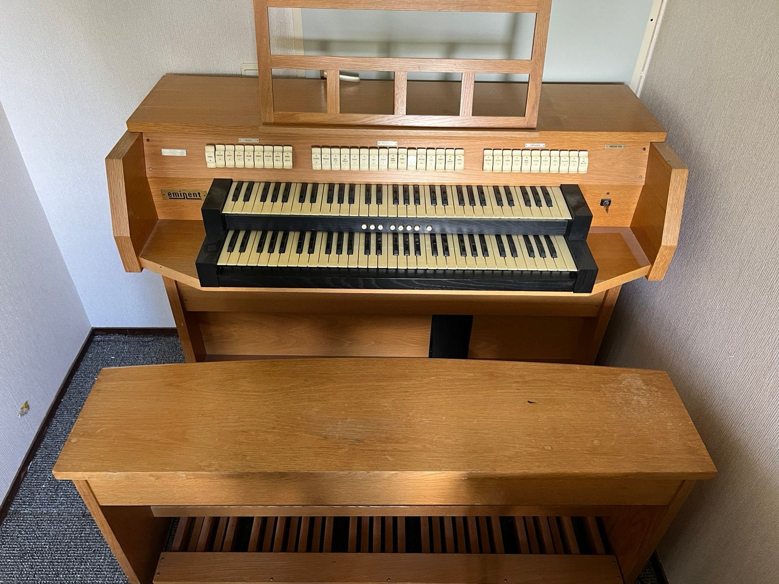 Orgel Eminent Omegan 8100 - Klassiek elektronisch orgel, Muziek en Instrumenten, Orgels, Ophalen, Gebruikt, 2 klavieren, Orgel