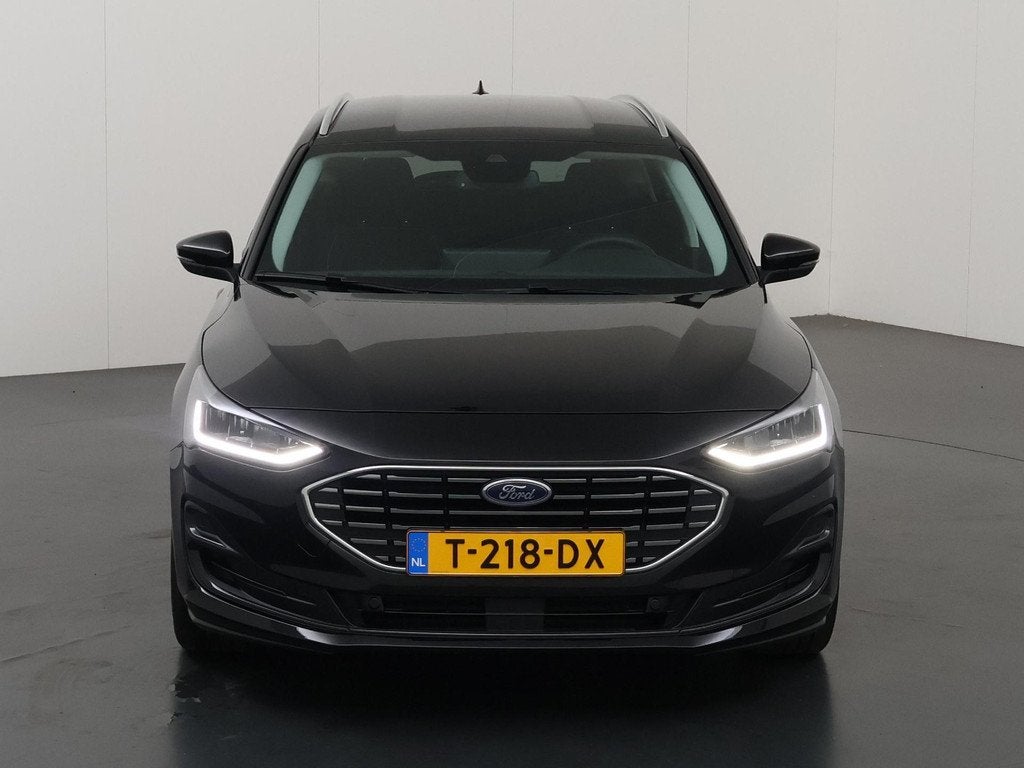 Ford Focus Wagon 1.0 EcoBoost Hybrid Titanium X | Winterpakk, Auto's, Gebruikt, Zwart, Handgeschakeld, 19 km/l