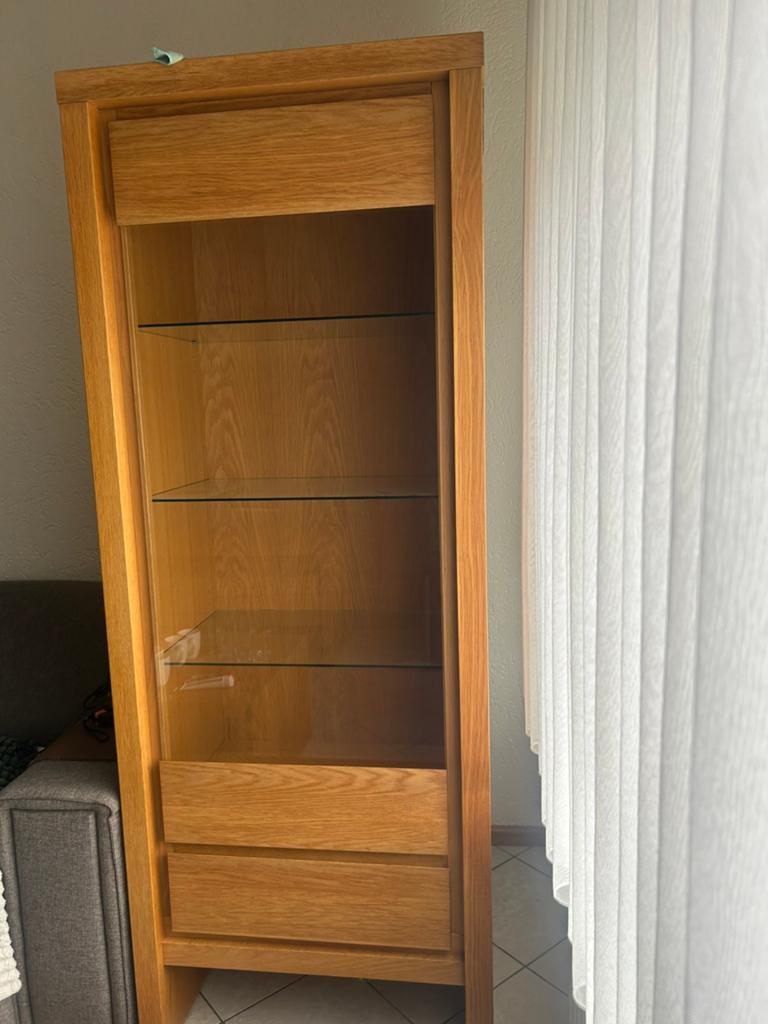 Massief houten vitrinekast incl verlichting, Ophalen, Glas, Met deur(en), 50 tot 100 cm