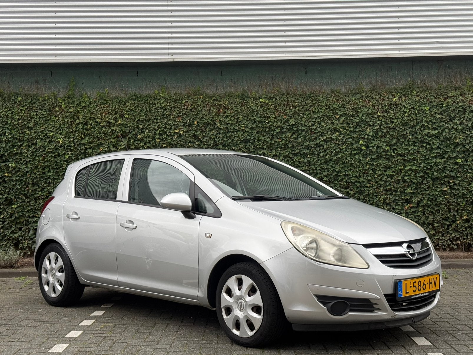 Opel Corsa 1.2 16V 5D Easytronic 2008 Grijs, 4 cilinders, 1229 cc, 49 €/maand, Bedrijf