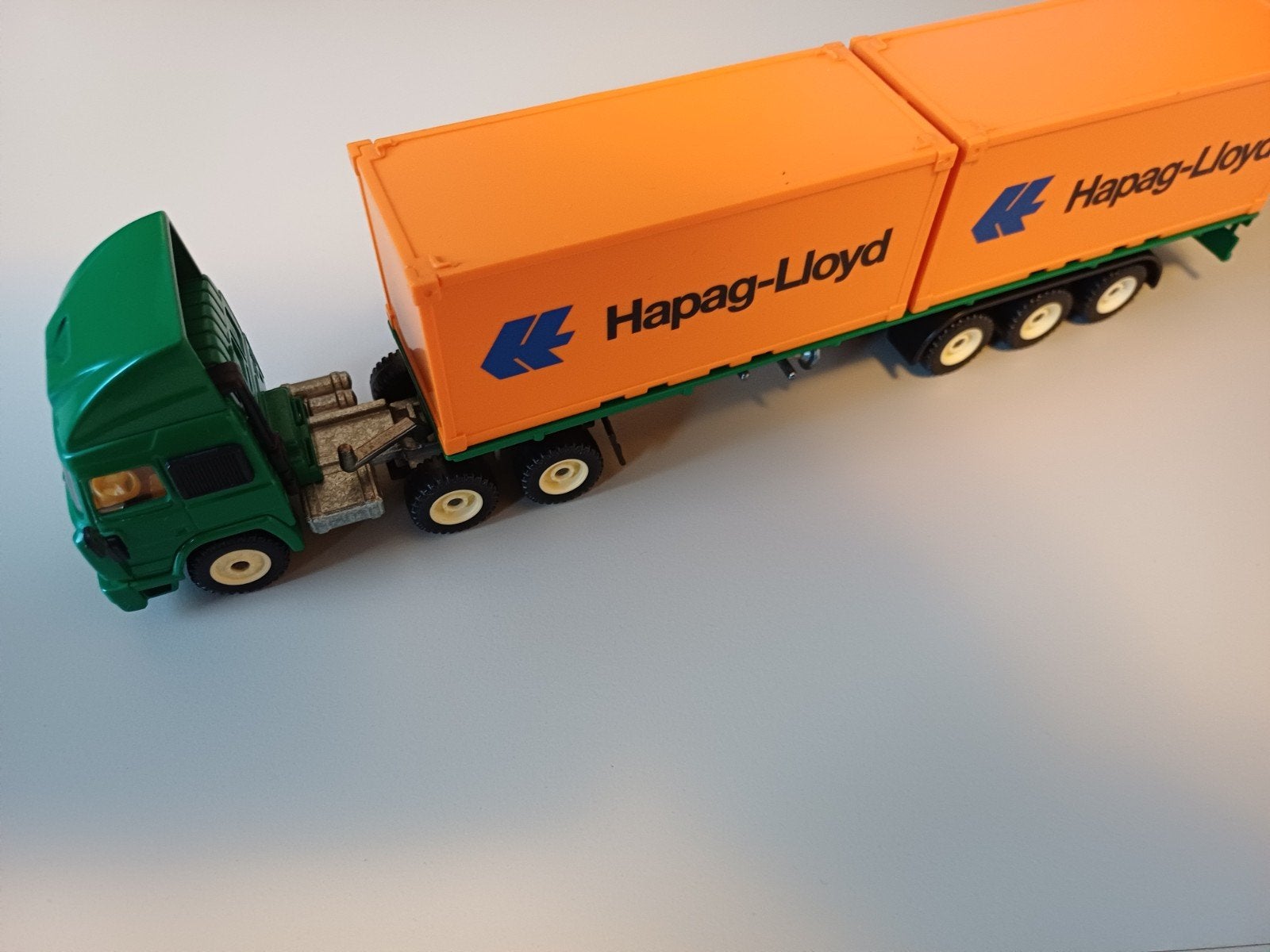 Siku IVECO Hapag Lloyd, Verzenden, Zo goed als nieuw, Bus of Vrachtwagen