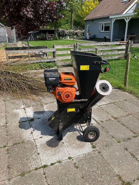 13PK Hakselaar tot 7cm doorsnee takken, Tuin en Terras, Hakselaars, Gebruikt, Benzine, Ophalen