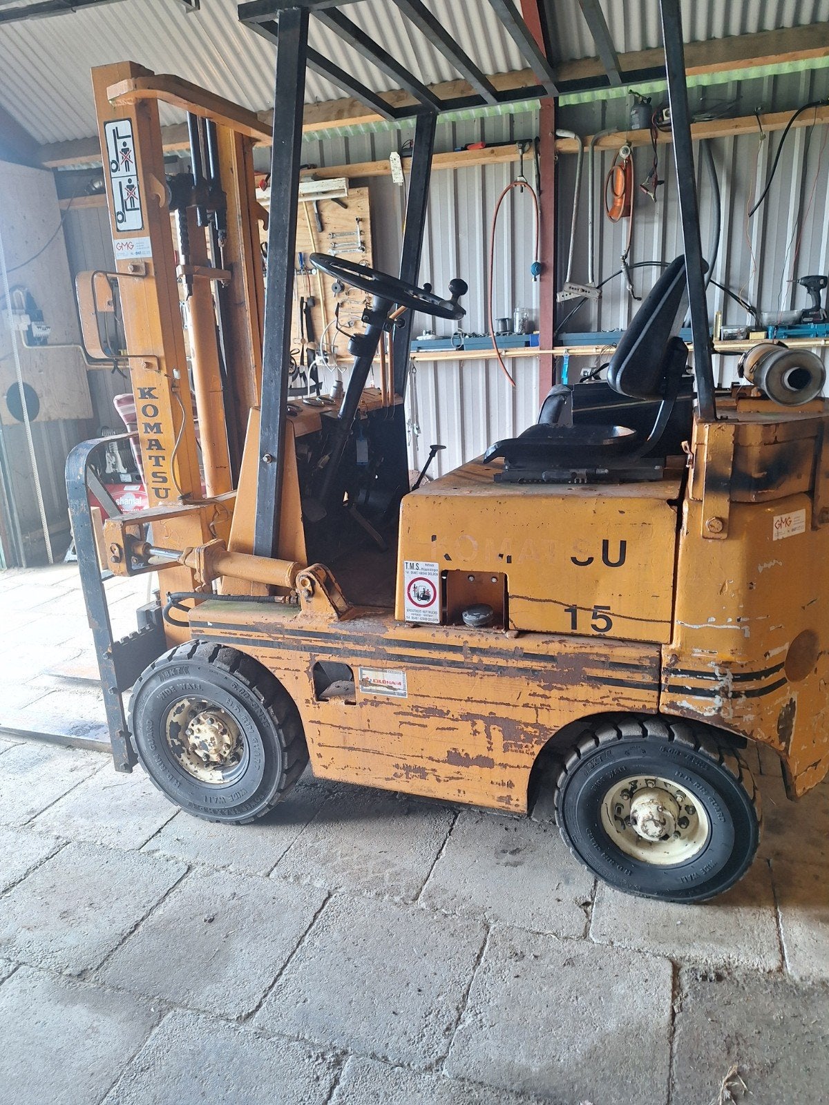KOMATZU heftruck automaat benzine freeliftmast, Zakelijke goederen, Machines en Bouw | Heftrucks en Intern transport, Ophalen