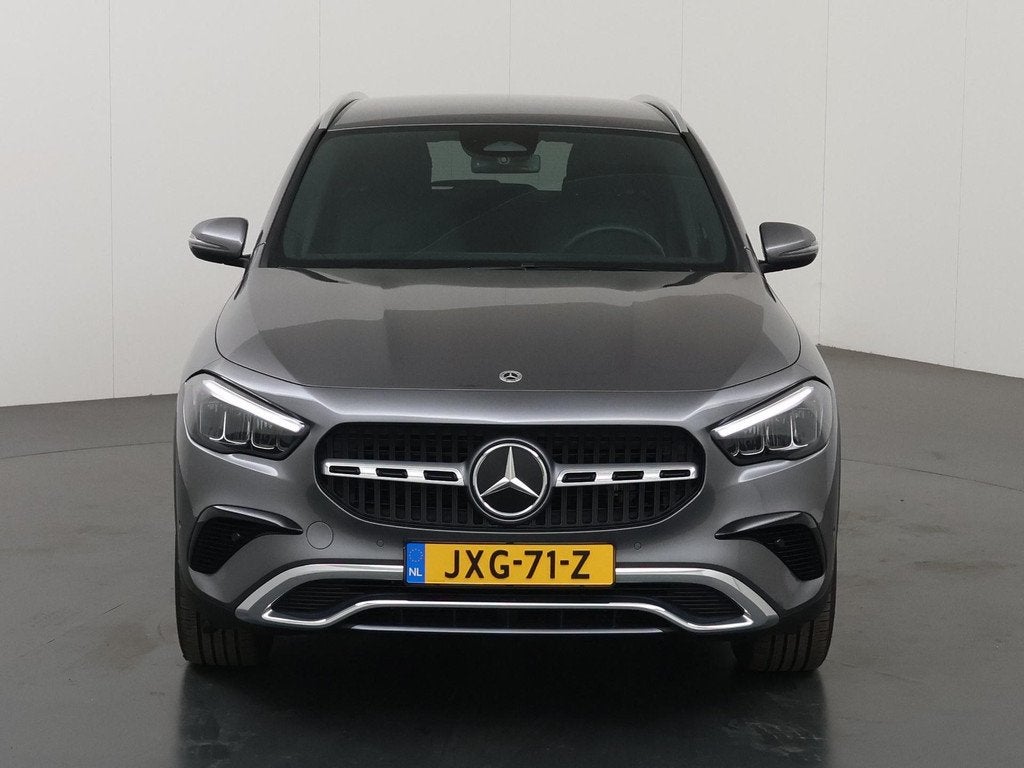 Mercedes-Benz GLA-klasse 250 e Luxury Line | Trekhaak | Geti, Auto's, Mercedes-Benz, 4 cilinders, 16 kWh, Leder en Stof, Bedrijf