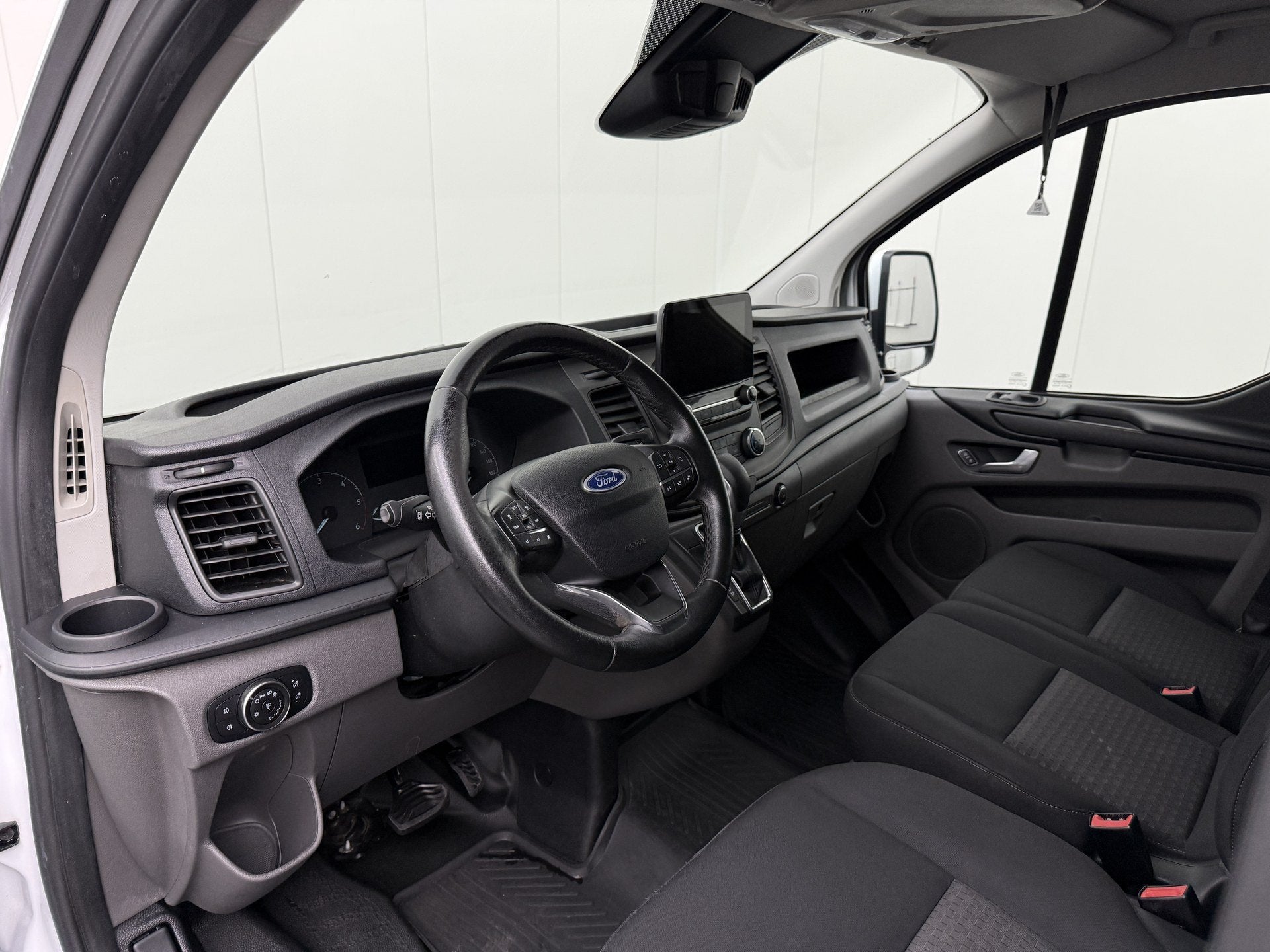 Ford Transit Custom 2.0TDCi 130PK Automaat | Navigatie | Mul, Auto's, Bestelauto's, Automaat, Multifunctioneel stuurwiel, Gebruikt