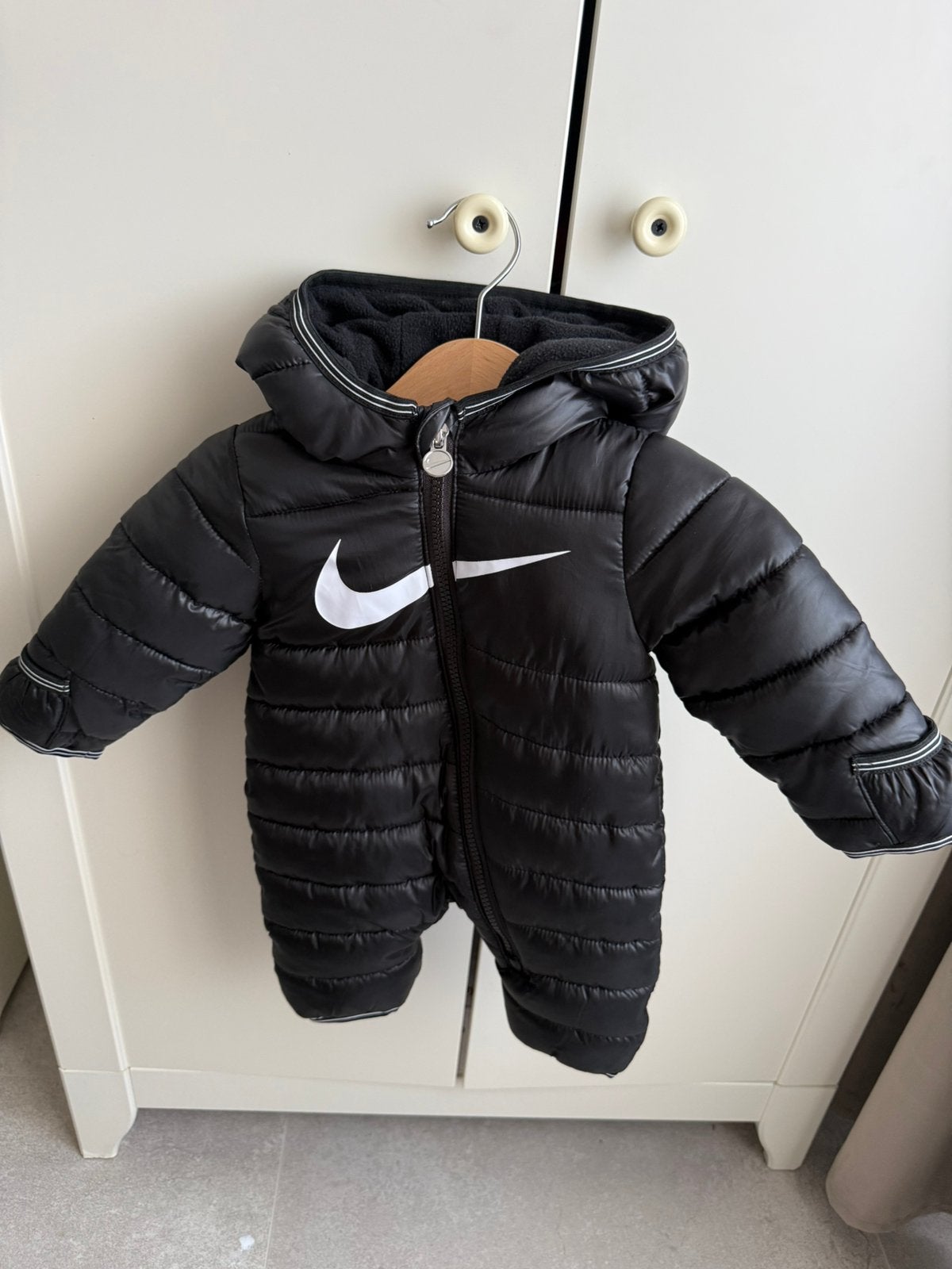 Nike overall maat 50/56, Kinderen en Baby's, Ophalen of Verzenden, Zo goed als nieuw, Jongetje of Meisje, Pakje