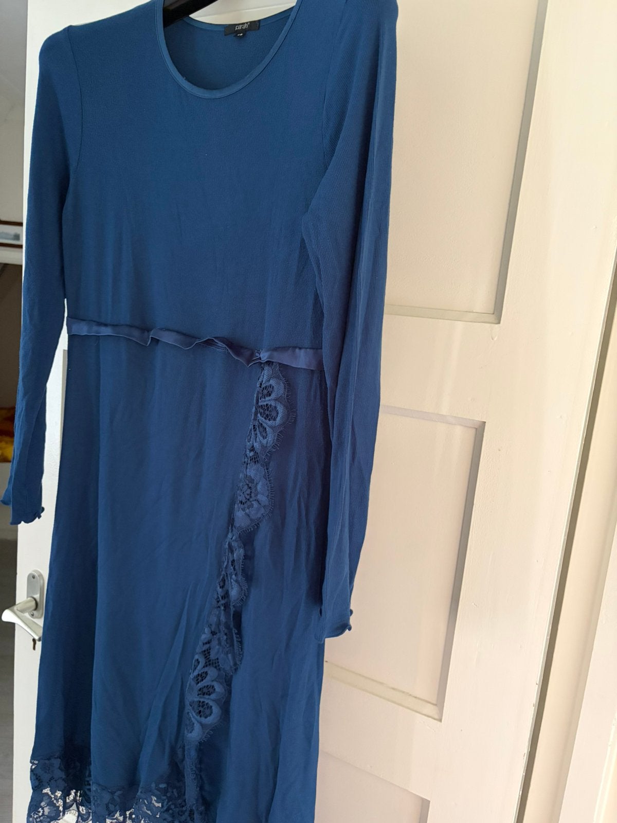 Italiaans nachtpon van parah mt 42, Kleding | Dames, Overige kleuren, Maat 42/44 (L), Ophalen of Verzenden, Zo goed als nieuw