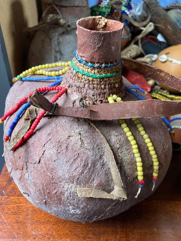 Samburu water kruik, Antiek en Kunst, Verzenden