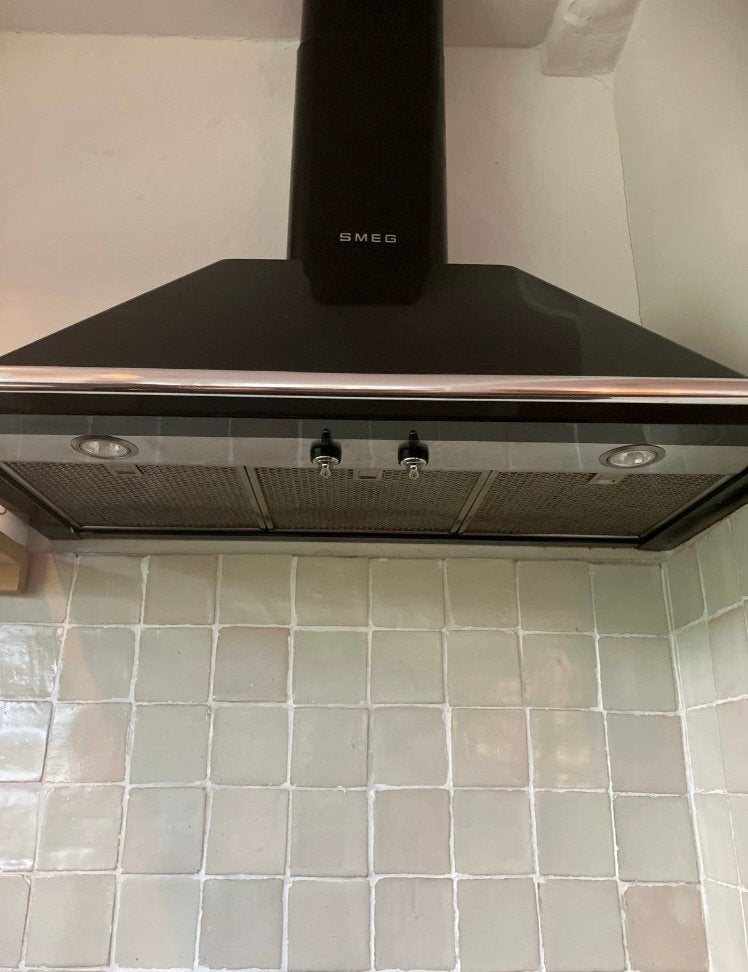 Te koop SMEG Victoria afzuigkap, Ophalen, Wandschouwkap, Zo goed als nieuw, 600 tot 800 m³ per uur