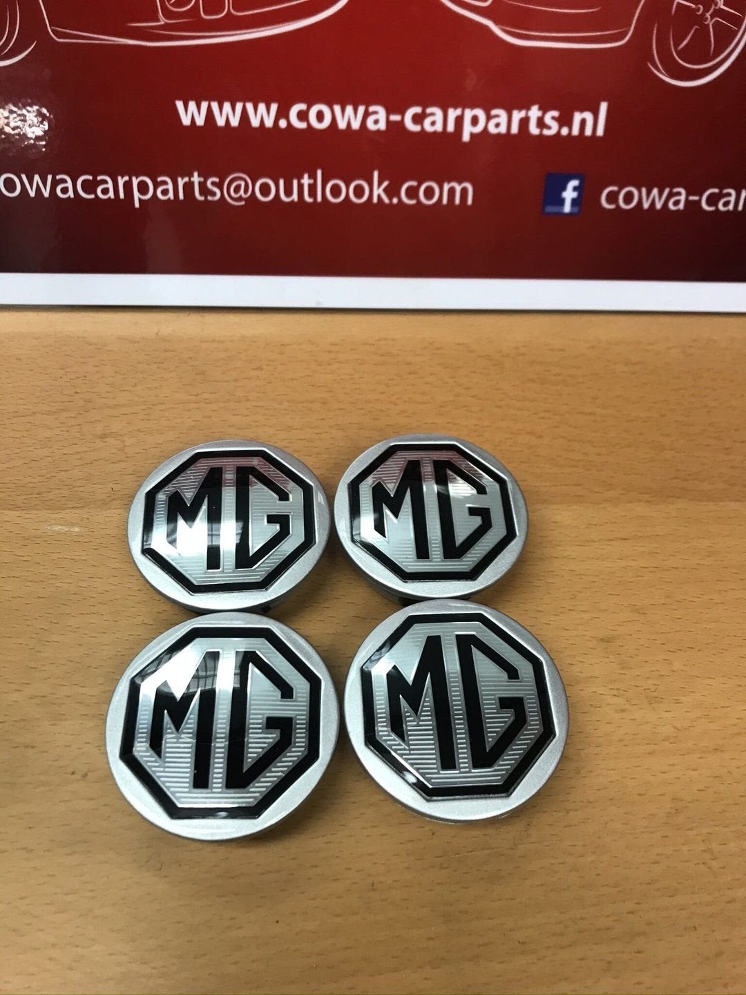 mg f mgf mg tf mgtf originele standaard mg center caps nieuw, -, -, Nieuw, Ophalen of Verzenden