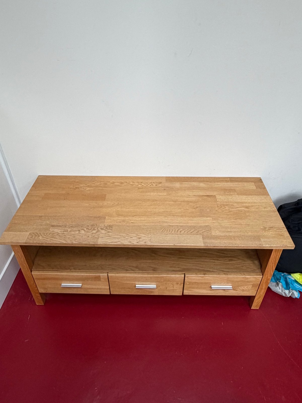Eikenhouten TV-Kast met 3 Lades, Ophalen, Gebruikt, 100 tot 150 cm, Eikenhout
