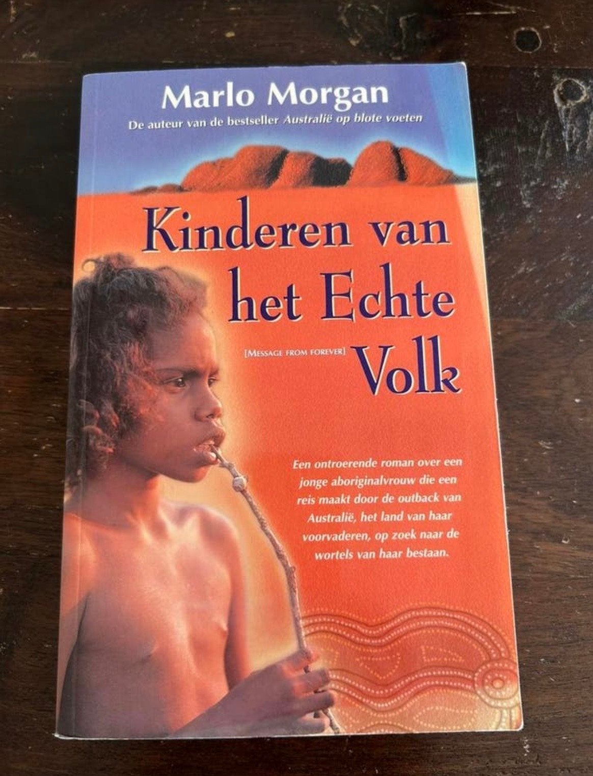 Kinderen van het Echte Volk - Marlo Morgan, Ophalen of Verzenden, Gelezen, Spiritualiteit algemeen, Achtergrond en Informatie