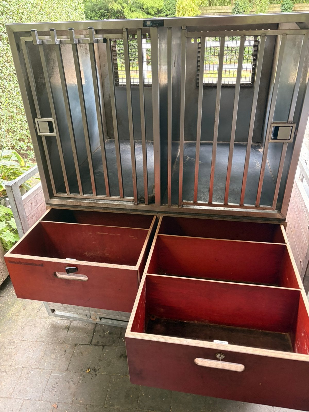 2 vaks stevige autokennel met opberglades, Dieren en Toebehoren, Ophalen, Zo goed als nieuw