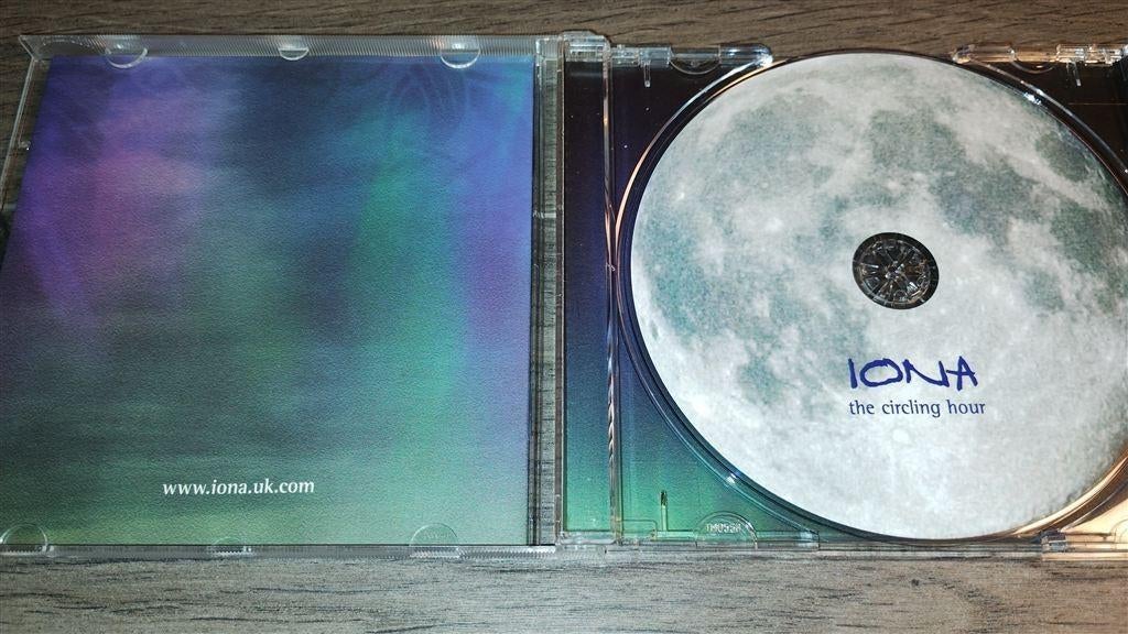 Iona ‎- The Circling Hour, Cd's en Dvd's, Ophalen of Verzenden, Zo goed als nieuw, Poprock