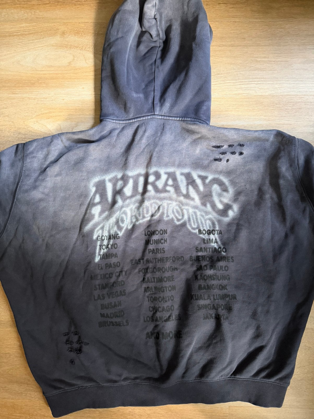 bts zip-up hoodie, Ophalen of Verzenden, Zo goed als nieuw, Maat 52/54 (L), Zwart