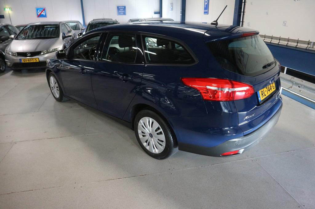 Ford Focus Wagon 1.0 / MOTOR REVISIE GEHAD twv 3000 EURO ! !, 125 pk, Gebruikt, Euro 6, Blauw