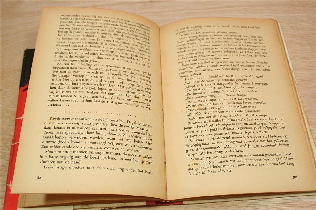 De Hel Op De Vughtse Heide — Getuigenis Kampgevangene [1947], Boeken, Ophalen of Verzenden, Tweede Wereldoorlog, Gelezen, Overige onderwerpen