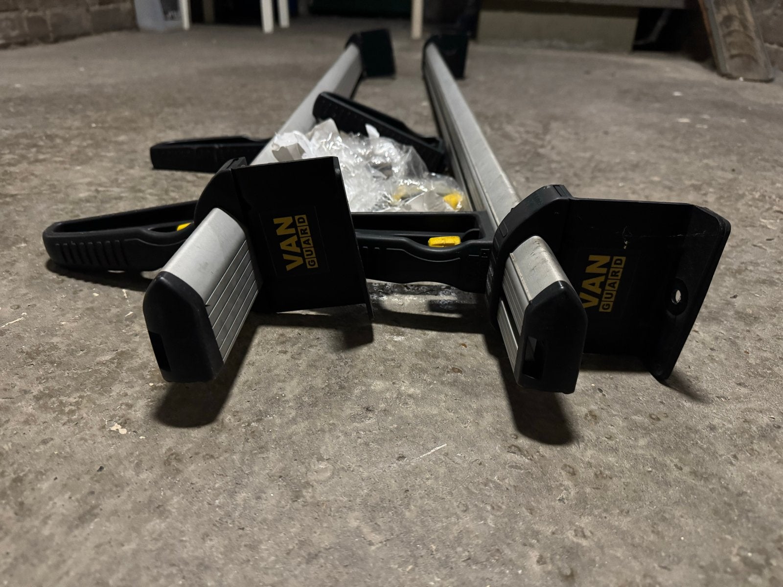 Van Guard dakdragers Peugeot Partner 2019, Auto diversen, Dakdragers, Ophalen, Gebruikt