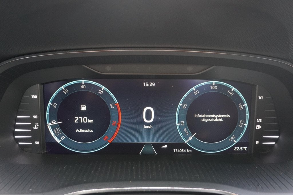 Skoda Octavia Combi 1.0 TSI Business|Dealeronderhouden|Trekh, Auto's, Skoda, Stof, Gebruikt, Wit, Origineel Nederlands