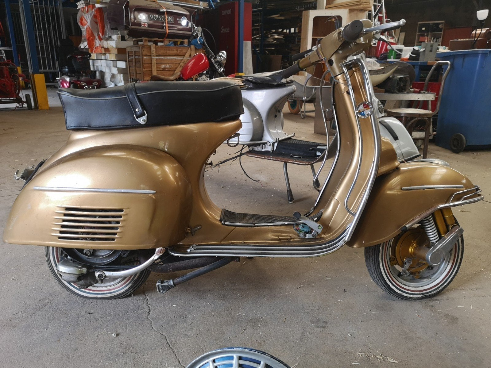 2x Vespa opknappers, project