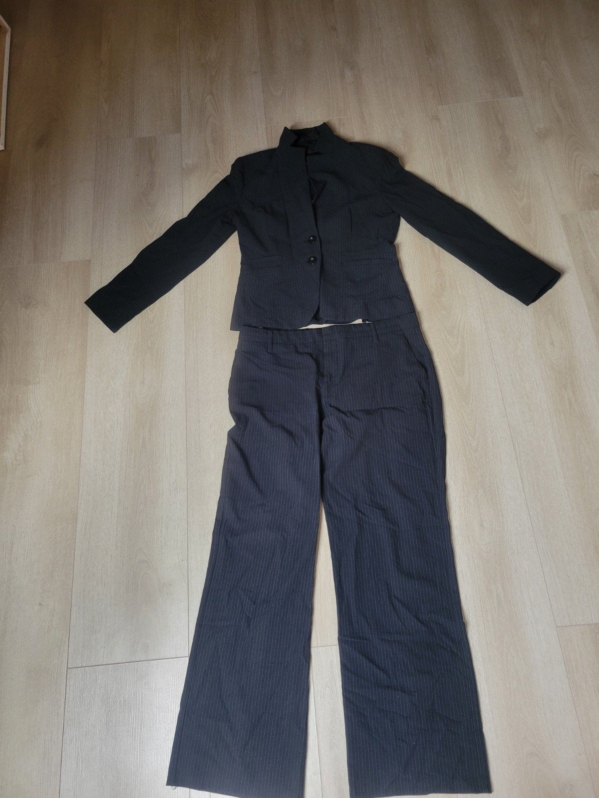 Vanilia Elements gestreept pak (jasje en broek), Kleding | Dames, Kostuum of Pak, Zwart, Ophalen of Verzenden, Gedragen