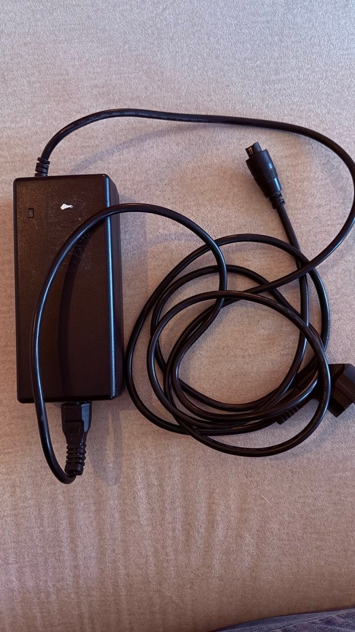Accell Li-ion Batterijlader 42V 2.0A voor Batavus Genova, Ophalen of Verzenden, Gebruikt
