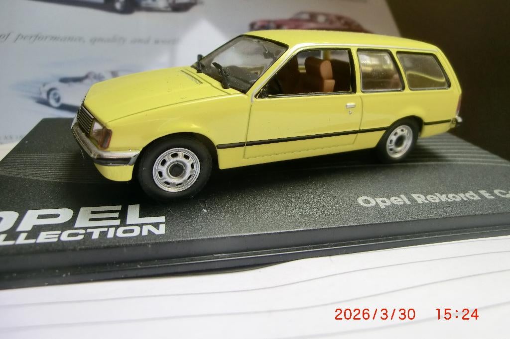 Opel Collection opel Rekord E Caravan., Hobby en Vrije tijd, Modelauto's | 1:43, Ophalen of Verzenden, Zo goed als nieuw, Auto