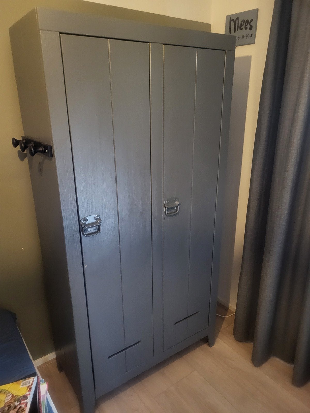 Grijze kledingkast Woood Locker, Huis en Inrichting, Kasten | Kledingkasten, Ophalen, 50 tot 100 cm, Modern, 150 tot 200 cm