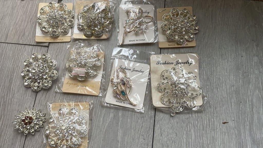 Partij 10x Luxe Dames Broches met Strass / Kristal, Overige materialen, Met kristal, Nieuw, Ophalen of Verzenden