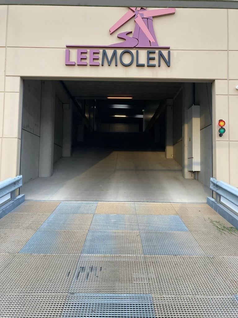 Opslagbox/werkruimte/opslagruimte/garage te huur De Lier, Ophalen