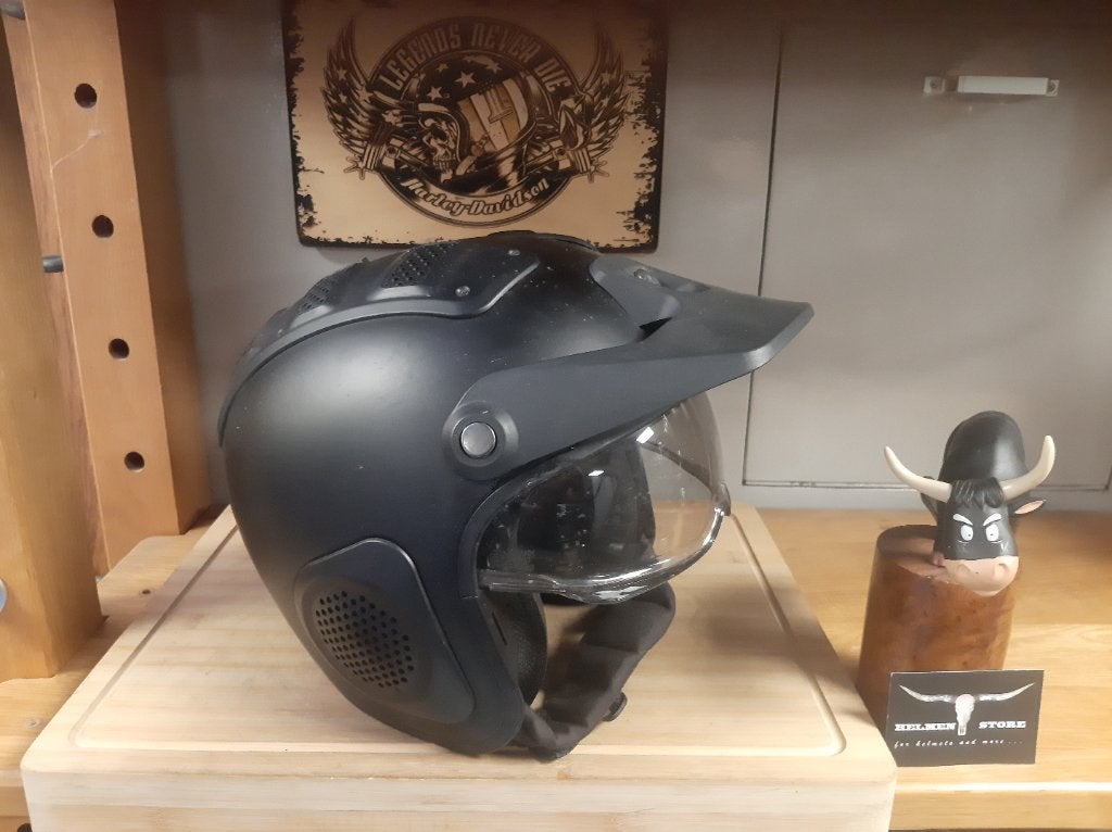 Shark helm maat S gebruikt ! Motor scooter helm mat zwart S, Nieuw met kaartje, Pascalstraat 6 1704 RD Heerhugowaard, Jethelm