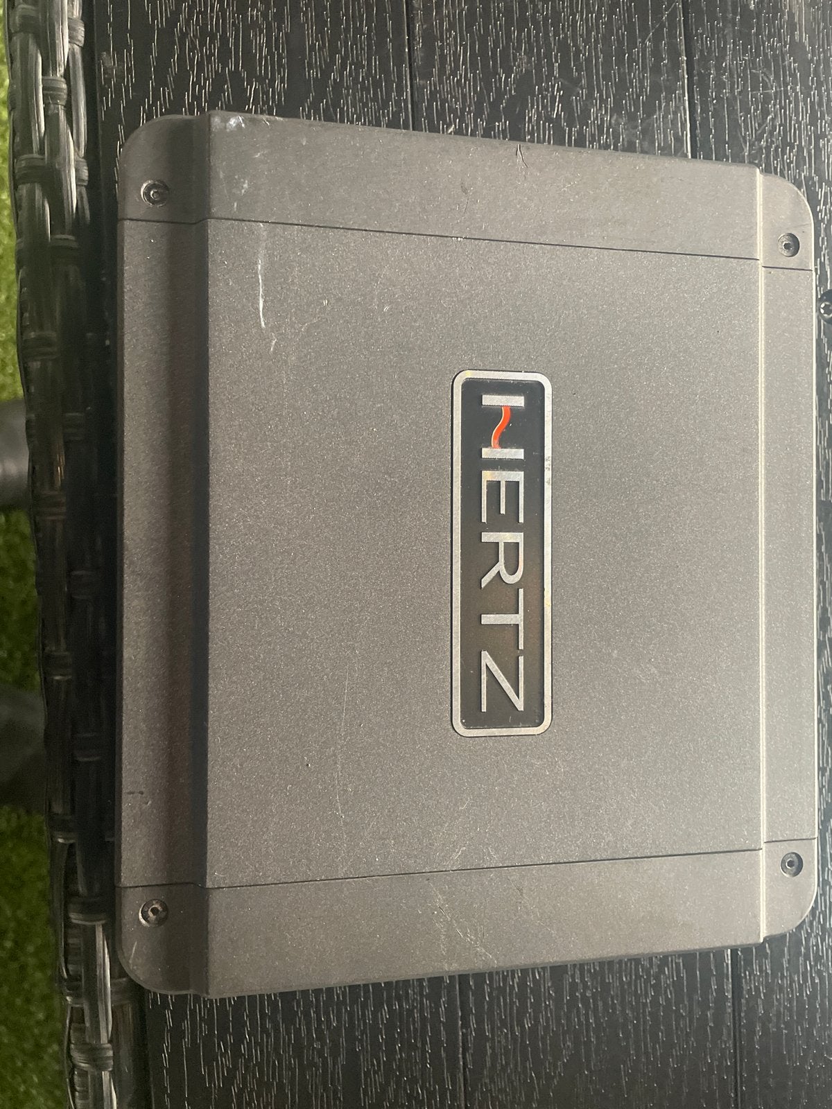 Hertz HCP 4D 4-kanaals versterker, Auto diversen, Ophalen of Verzenden, Gebruikt