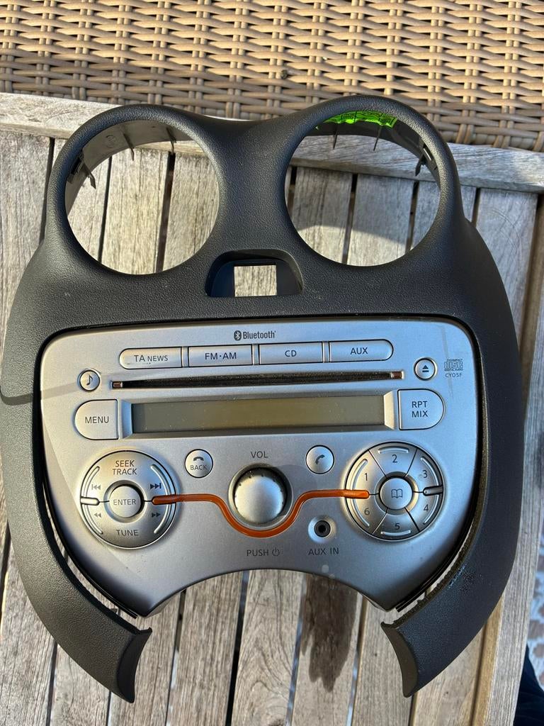 Nissan Micra k13 Autoradio CD Speler met Bluetooth en AUX, Ophalen of Verzenden, Gebruikt
