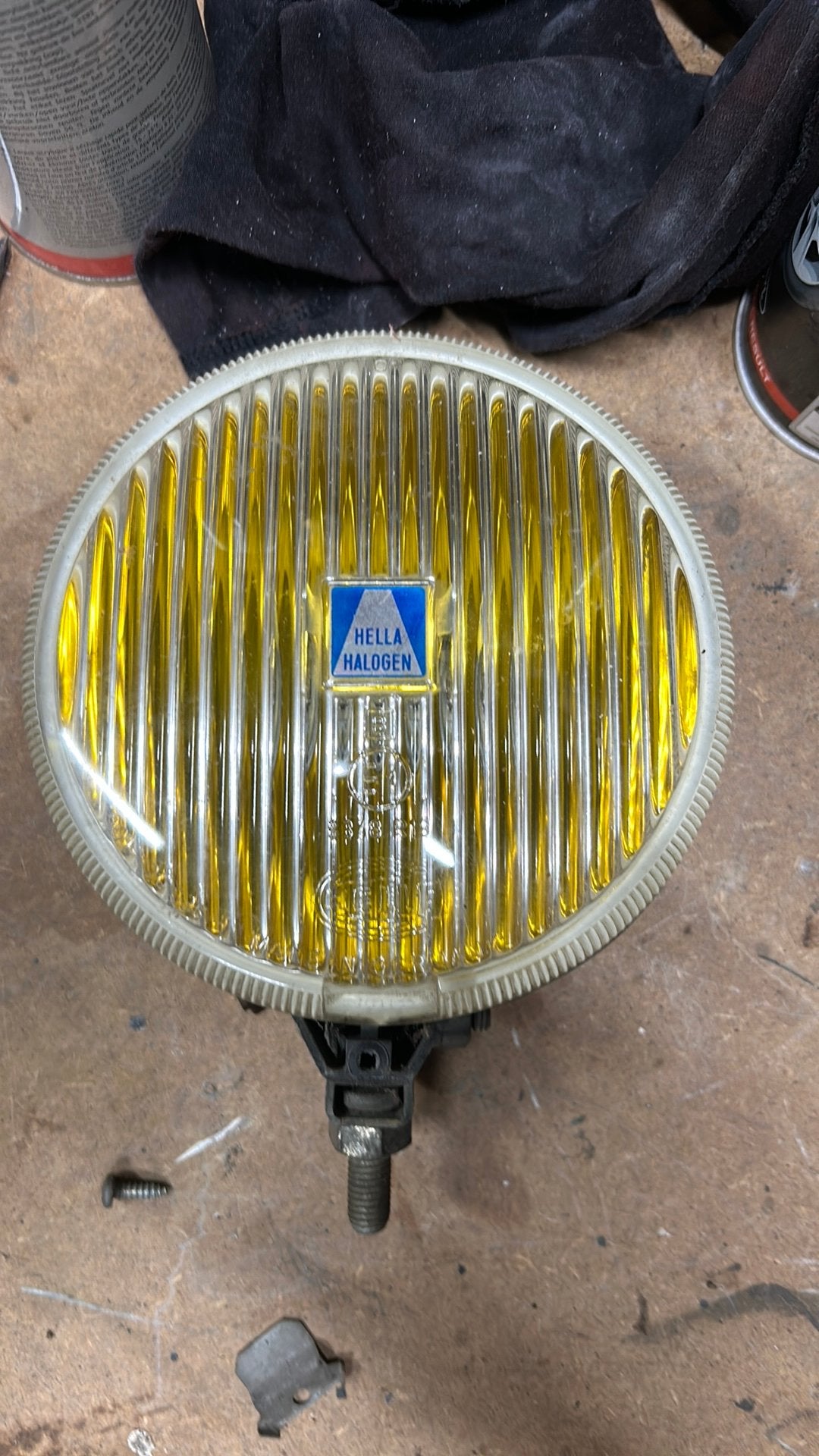 Hella mistlamp geel 140 mm voor oldtimer., Ophalen of Verzenden, Gebruikt