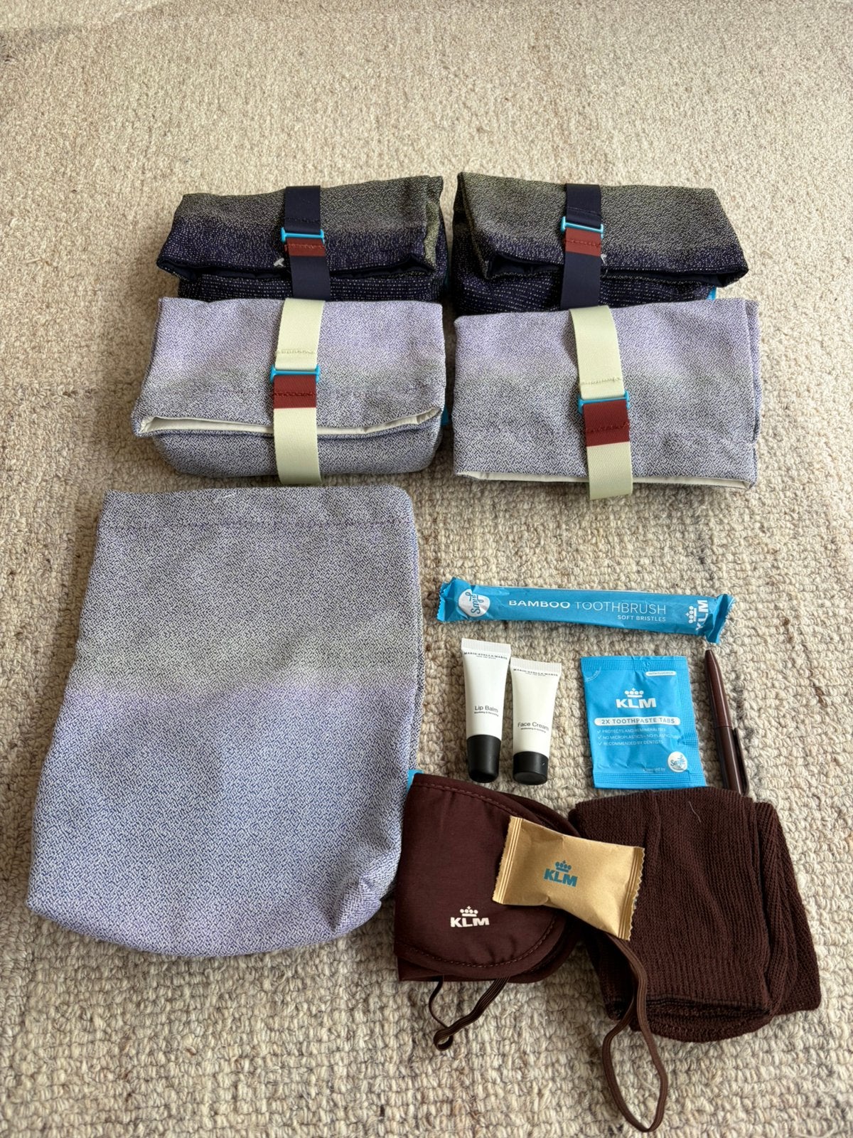 5 KLM toilettasjes met inhoud, Ophalen of Verzenden, Nieuw, Blauw, Heer of Dame