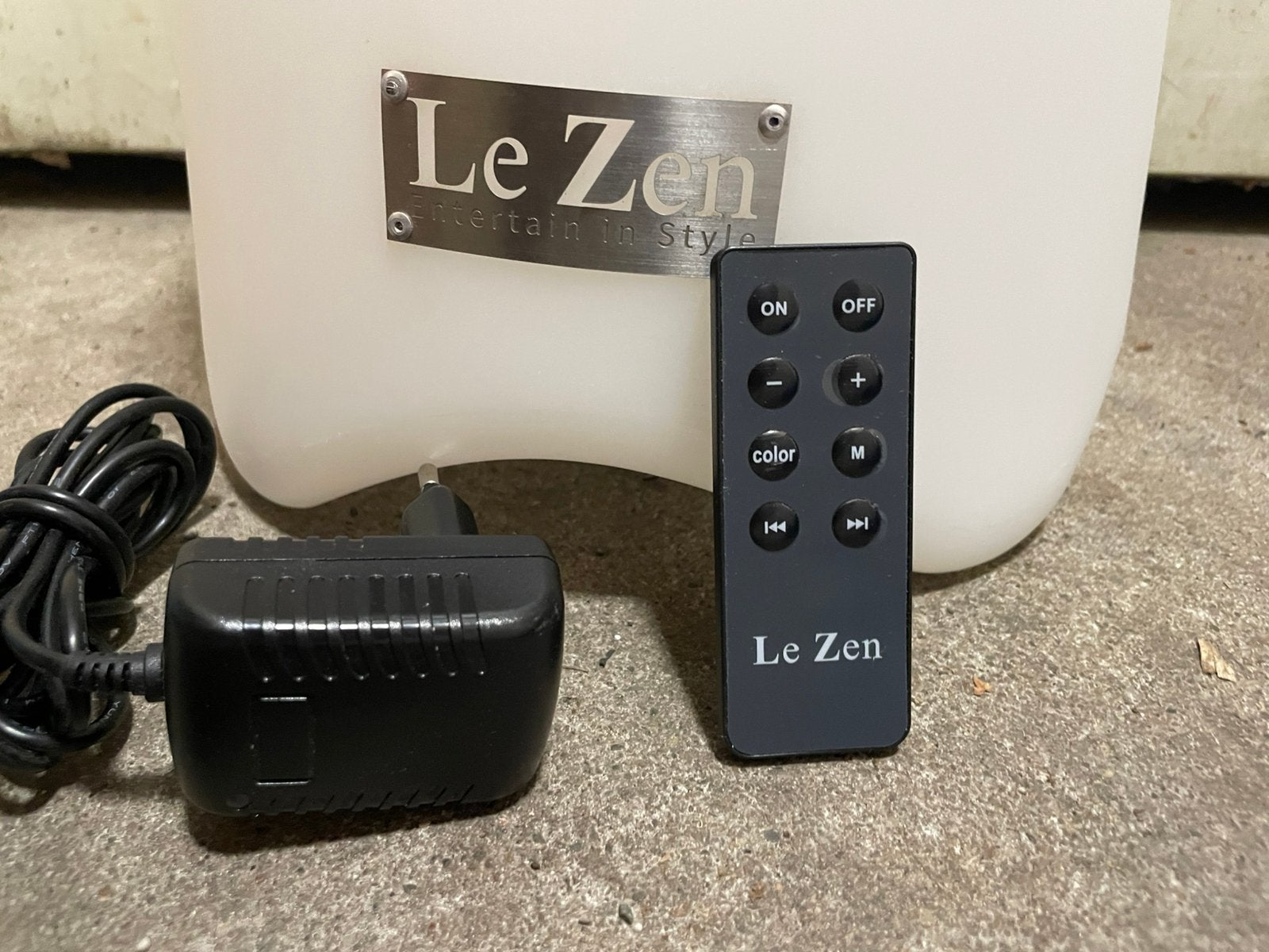 Le Zen Party Speaker and Drinks Chiller, Ophalen, Zo goed als nieuw