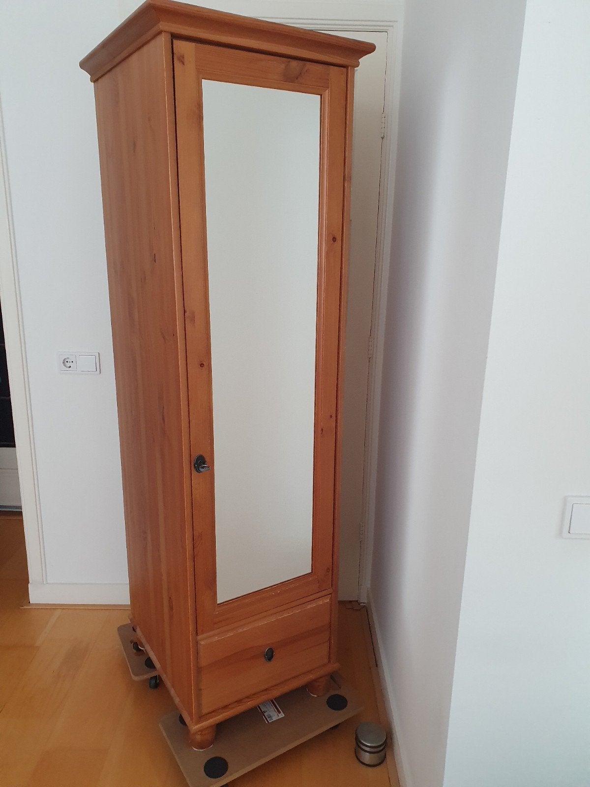 Ikea Leksvik spiegelkast. Hout. Met werk., Ophalen