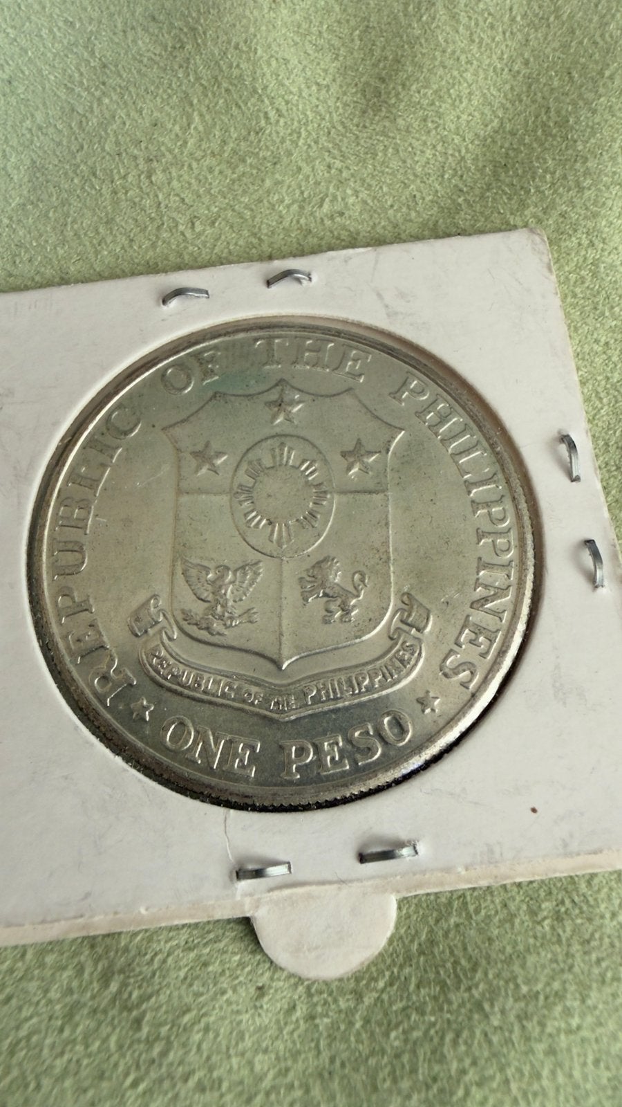 Philippines 1 peso 25th Anniversary of Bataan Day, Verzenden, Zilver