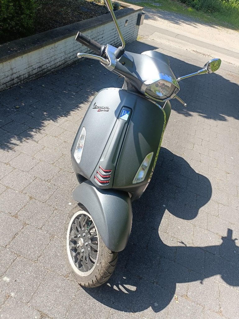 Vespa sprint, Fietsen en Brommers, Ophalen of Verzenden, Zo goed als nieuw, Benzine, Vespa