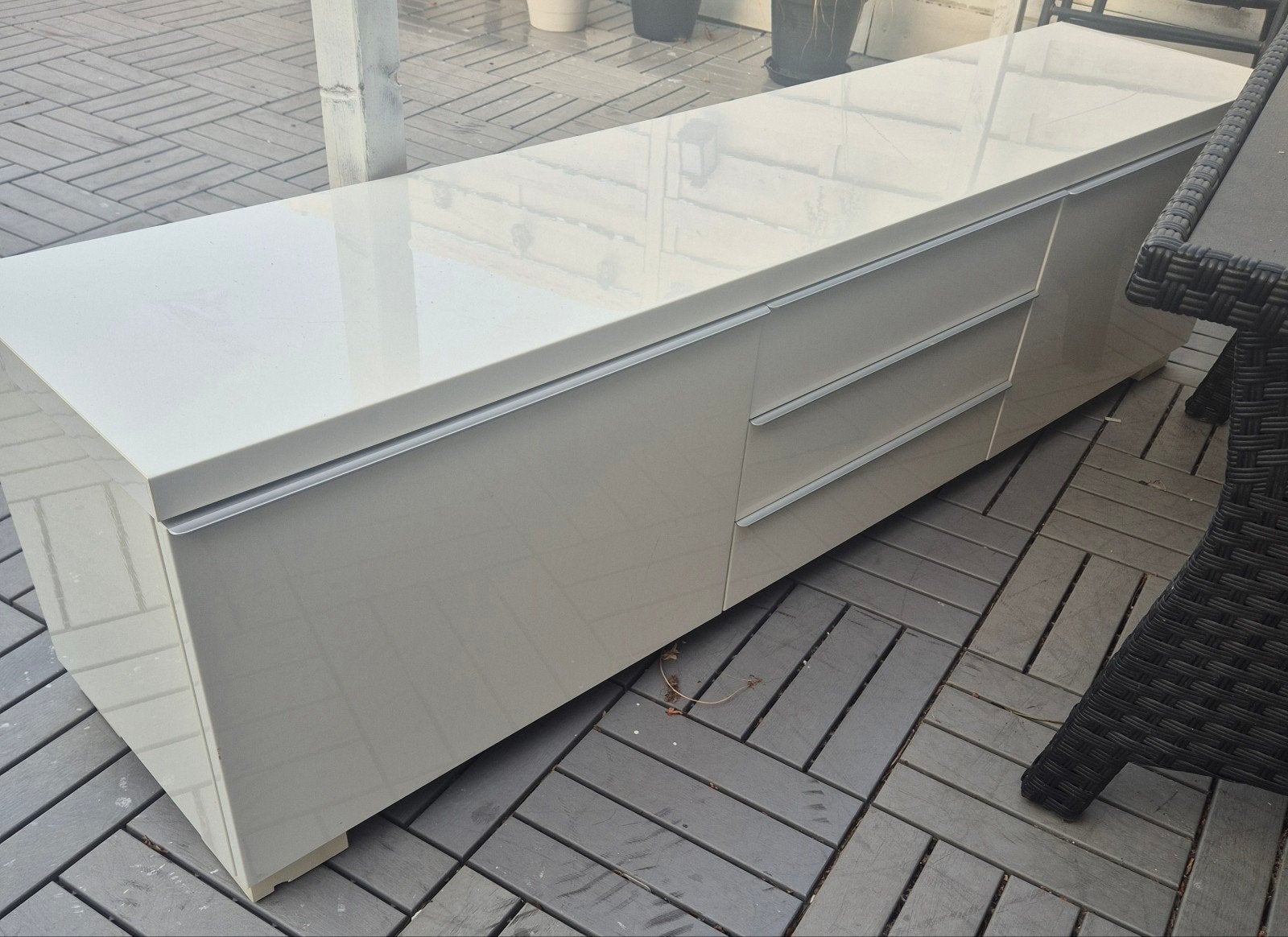 Ikea TV meubel hoogglans wit - 180x40x50 cm, Ophalen, Overige materialen, Modern, Hoogglans, Gebruikt